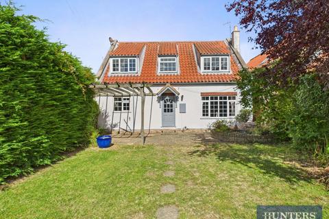 3 bedroom detached house for sale, West Street, Muston