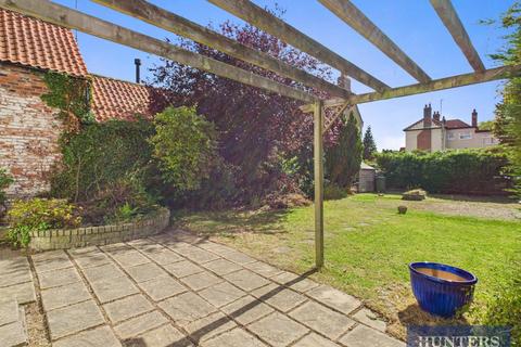 3 bedroom detached house for sale, West Street, Muston