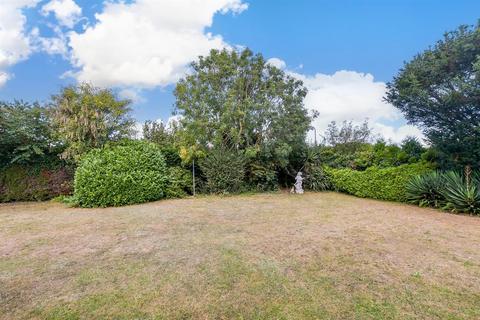 3 bedroom detached bungalow for sale, Capel Close, Broadstairs, Kent