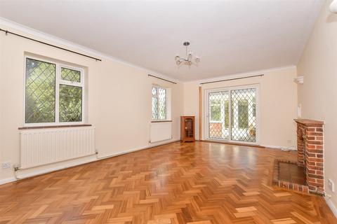 3 bedroom detached bungalow for sale, Capel Close, Broadstairs CT10