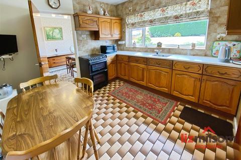 3 bedroom detached bungalow for sale, Bretby Road, Newhall, Swadlincote DE11