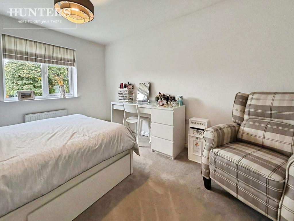 Pbox-bedroom-332825.jpeg