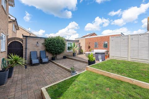 62 Elmdale Drive, Carlton Colville, Lowestoft, NR33 8DQ