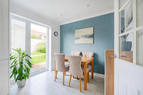 62 Elmdale Drive, Carlton Colville, Lowestoft, NR33 8DQ