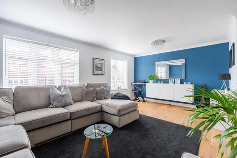 62 Elmdale Drive, Carlton Colville, Lowestoft, NR33 8DQ