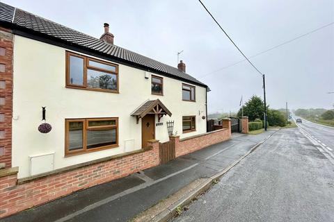 3 bedroom semi-detached house for sale, The Lilacs, Melton Road, Wrawby