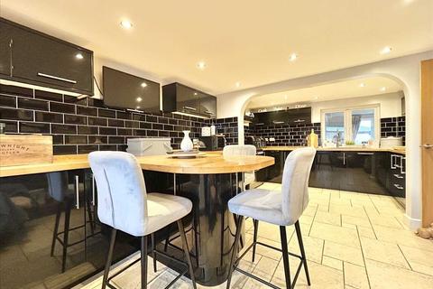 3 bedroom semi-detached house for sale, The Lilacs, Melton Road, Wrawby