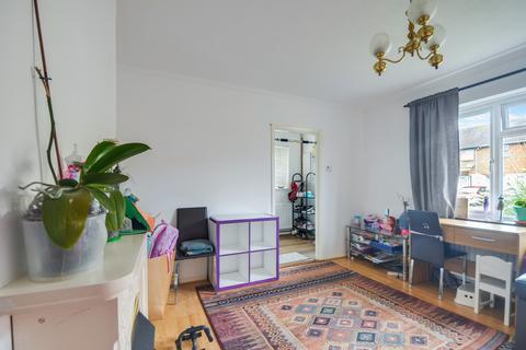 18 Kirby Road, Dartford, DA2 6HF
