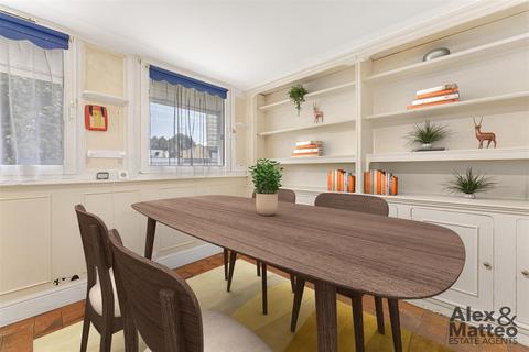2 bedroom flat for sale, Tawny Way, Surrey Quays, SE16
