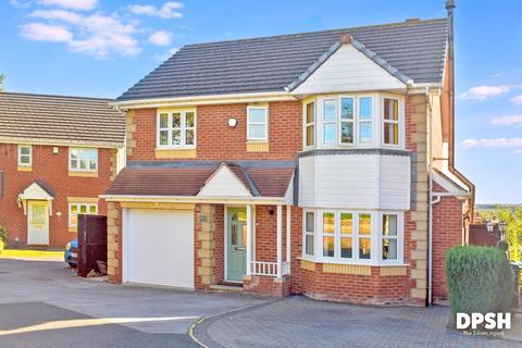 4 bedroom detached house for sale, Crow Nest Drive, Beeston, Leeds