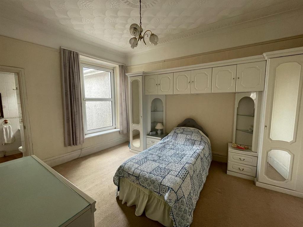 Whats App Image 2025-08-26 at 15.04.27 8891adbe.jpg