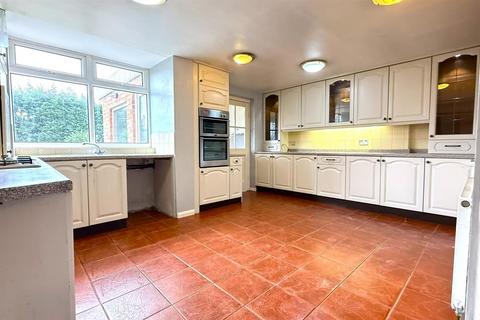 undefined, Granshaw Close, Birmingham B38