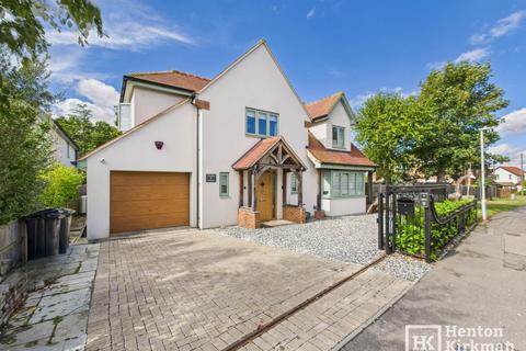 4 bedroom detached house for sale, The Spinney, Billericay
