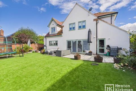 4 bedroom detached house for sale, The Spinney, Billericay