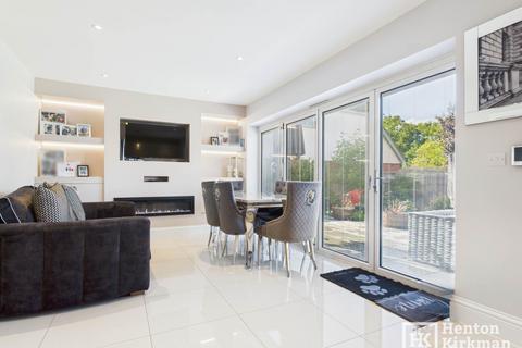 4 bedroom detached house for sale, The Spinney, Billericay