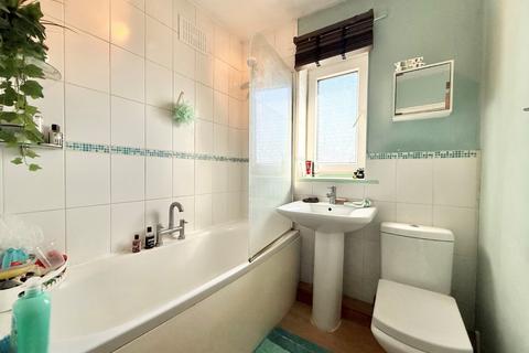 16 Cooper Road, Darton, Barnsley, S75 5LQ