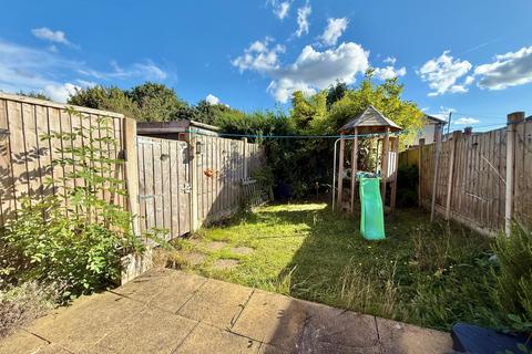 16 Cooper Road, Darton, Barnsley, S75 5LQ