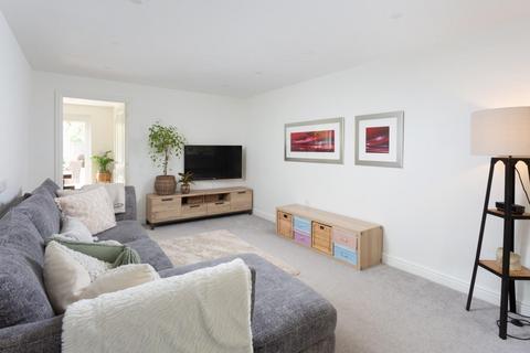 4 Longbridge Drive, Easingwold, York, YO61 3FH