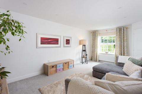 4 Longbridge Drive, Easingwold, York, YO61 3FH