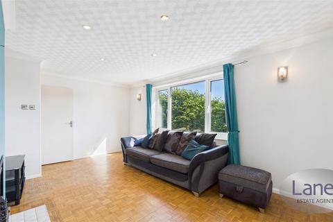 2 bedroom maisonette for sale, Queens Road, Enfield, EN1