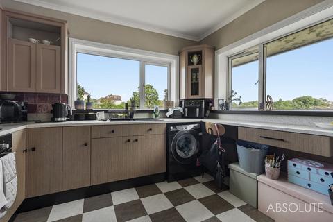 13 Marlowe Close, Torquay, TQ2 6DQ