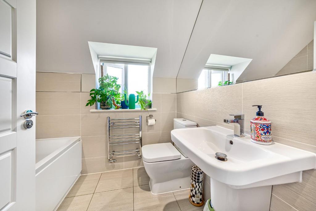 3 Summerfold Place-32.JPG