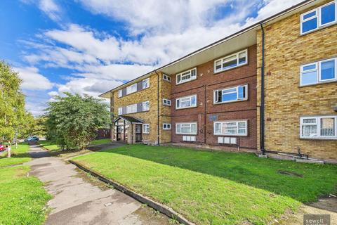 Longcroft Road, Maple Cross, Rickmansworth, WD3 9TT