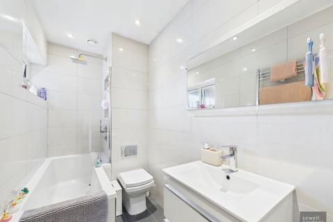 undefined, Longcroft Road, Maple Cross, Rickmansworth, WD3 9TT