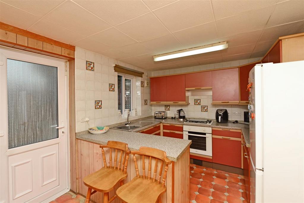 Open Plan Kitchen / Dining Area: