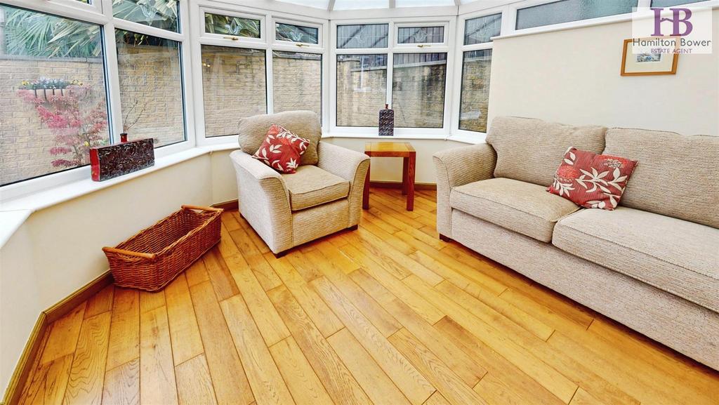 6d190f9b-13-Chelsea-Mansions-09042025 154304.jpg