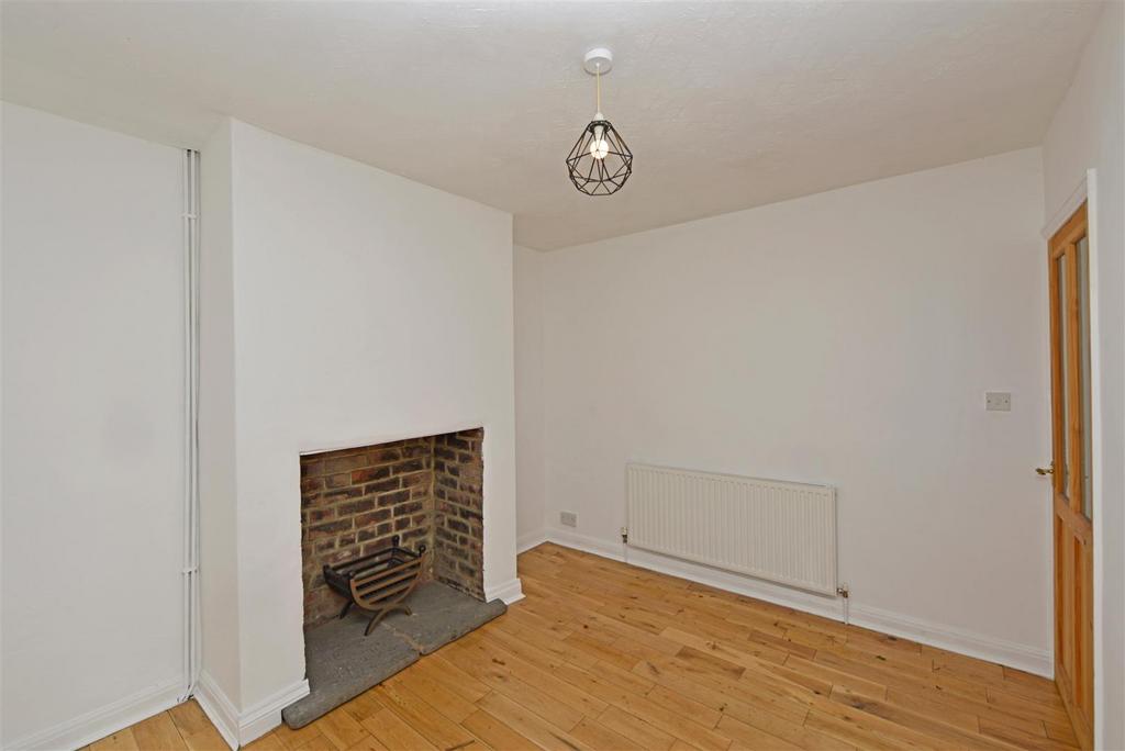Dining Room: