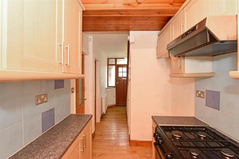 3 bedroom semi-detached house for sale, Lynwood Crescent, Leeds
