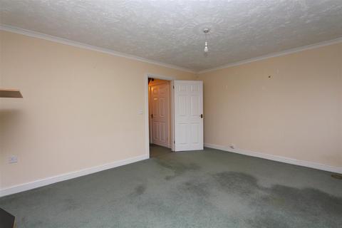 3 bedroom terraced house for sale, St. Dunstans Close, Keynsham, Bristol