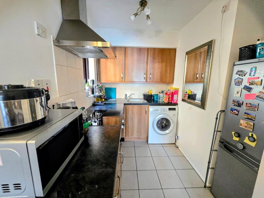 Kitchen (2)