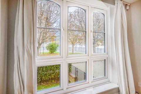 89 Wheat Sheaf Close, London, E14 9UY