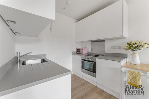 1 bedroom flat for sale, Varcoe Road, Bermondsey, SE16