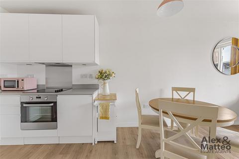 1 bedroom flat for sale, Varcoe Road, Bermondsey, SE16