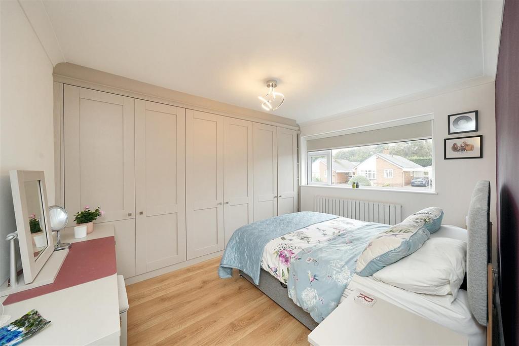 Bedroom1.jpg