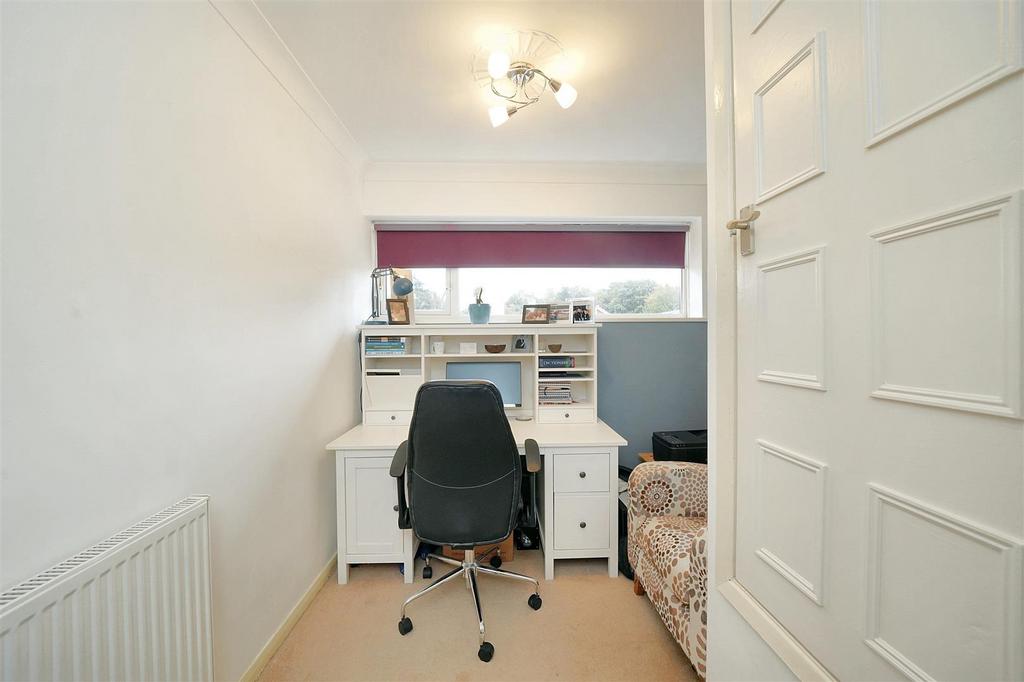 Bedroom3a.jpg