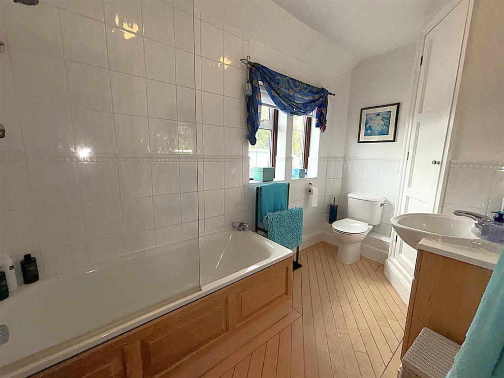 Family bathroom