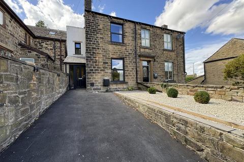 3 bedroom semi-detached house for sale, King Street, Skelmanthorpe, HD8 9DY