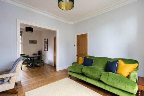 27 Reginald Road, London, E7 9HS