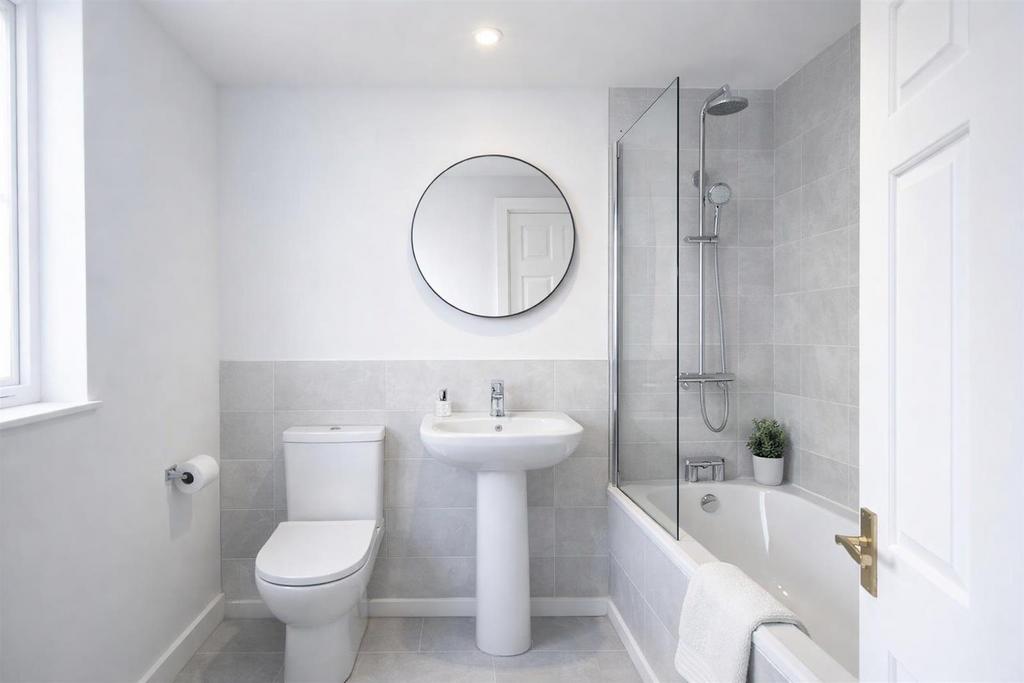 Modern bathroom.jpeg