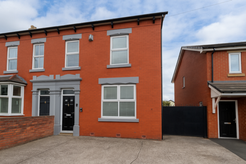 4 bedroom semi-detached house for sale, Cromwell Road, Preston PR2