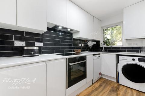 2 bedroom terraced house for sale, Whiteadder Way, London