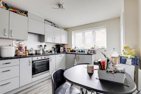 undefined, Poole Avenue, Gedling NG4