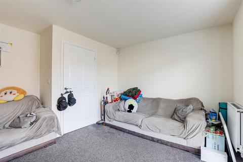 undefined, Poole Avenue, Gedling NG4