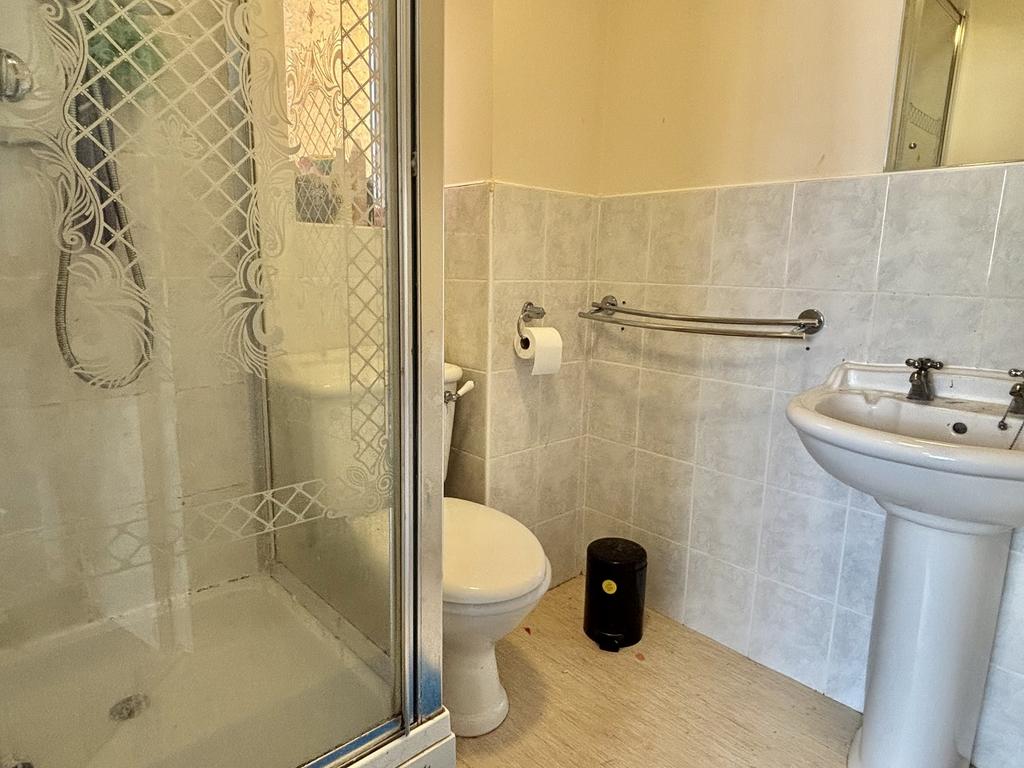En suite 2