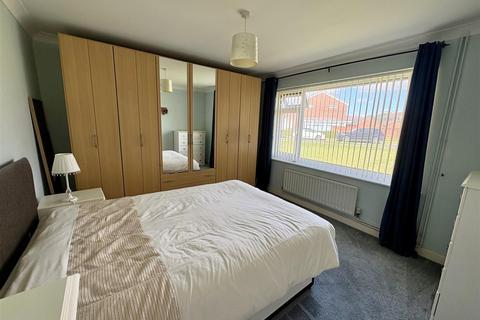 2 Barrie Close, Eastbourne, BN23 7QZ