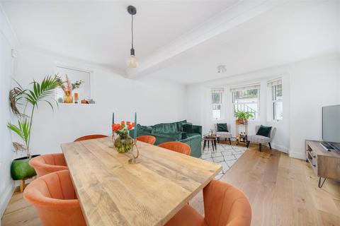 2 bedroom maisonette for sale, Worple Road, Wimbledon SW19